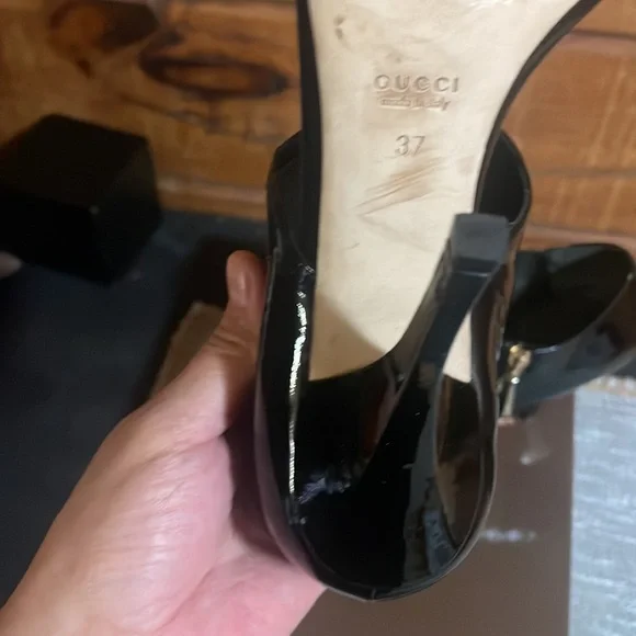 Gucci Black Patent Leather Heels - Picture 6 of 10